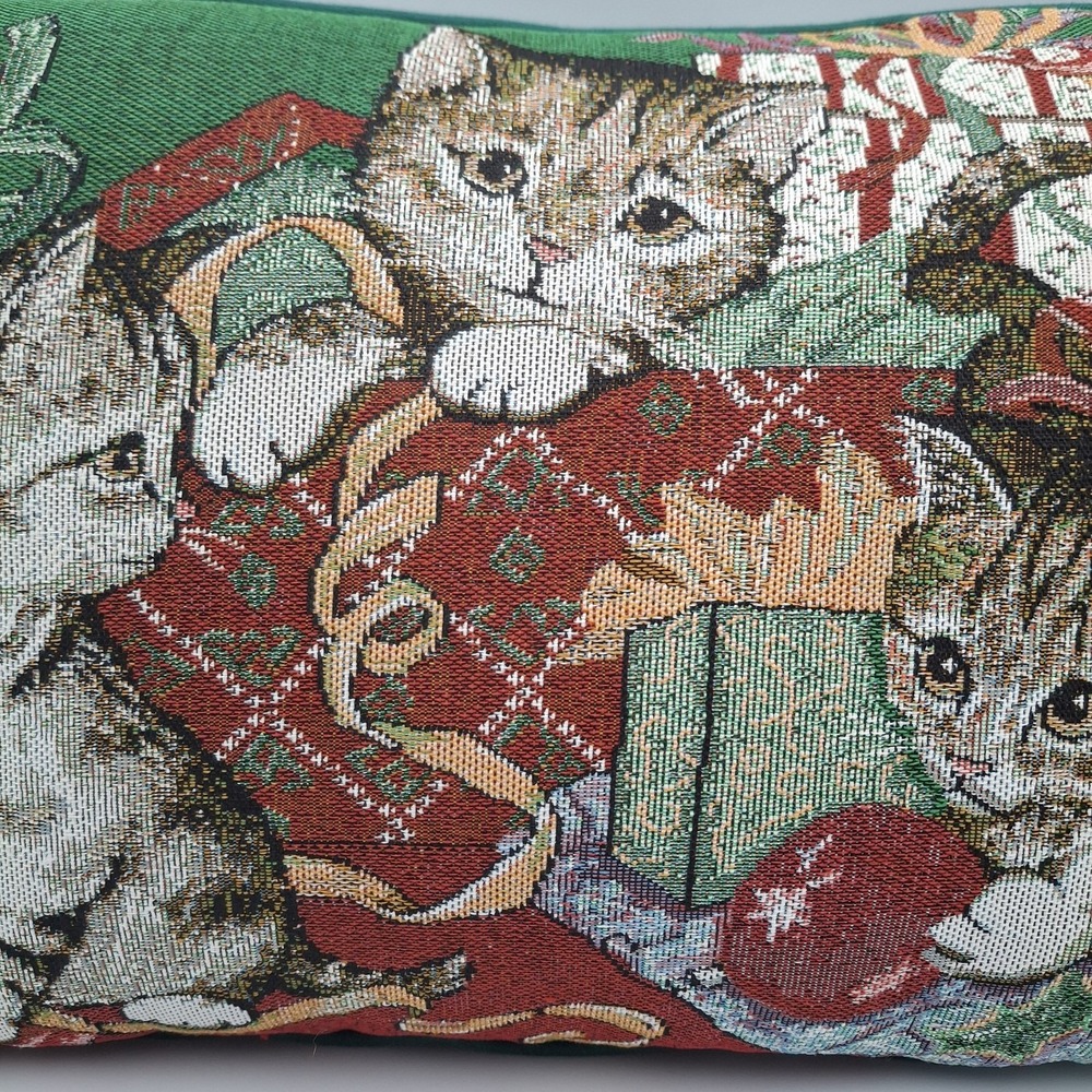 Vintage Tapestry Pillow Christmas Cats Kittens Playing Under Tree 16"X 11" Green - Picture 4 of 8